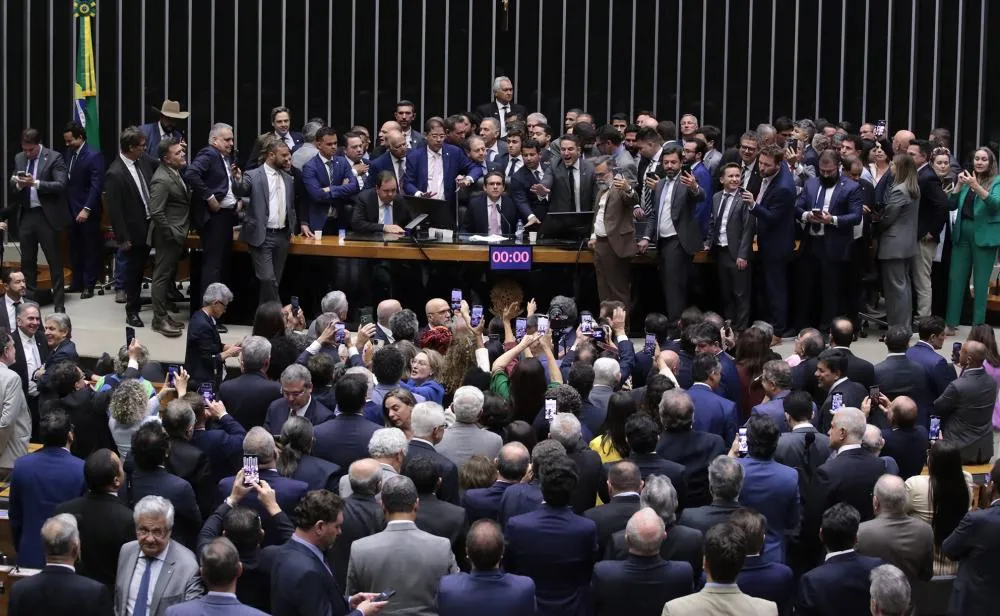manifesta&ccedil;&atilde;o congresso