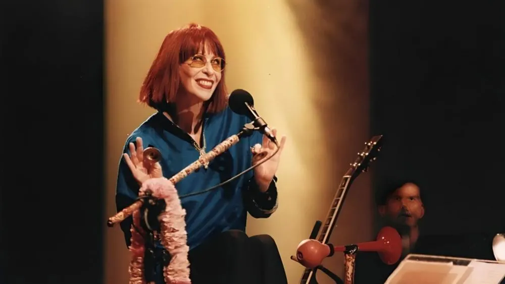 Composição inédita de Rita Lee feita na ditadura é encontrada no RJ; veja o que diz a letra
