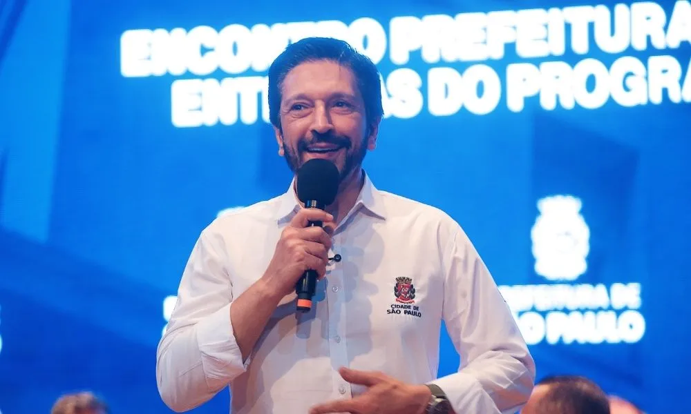 Ricardo Nunes leva entregas de educação, esporte e moradia ao Campo Limpo