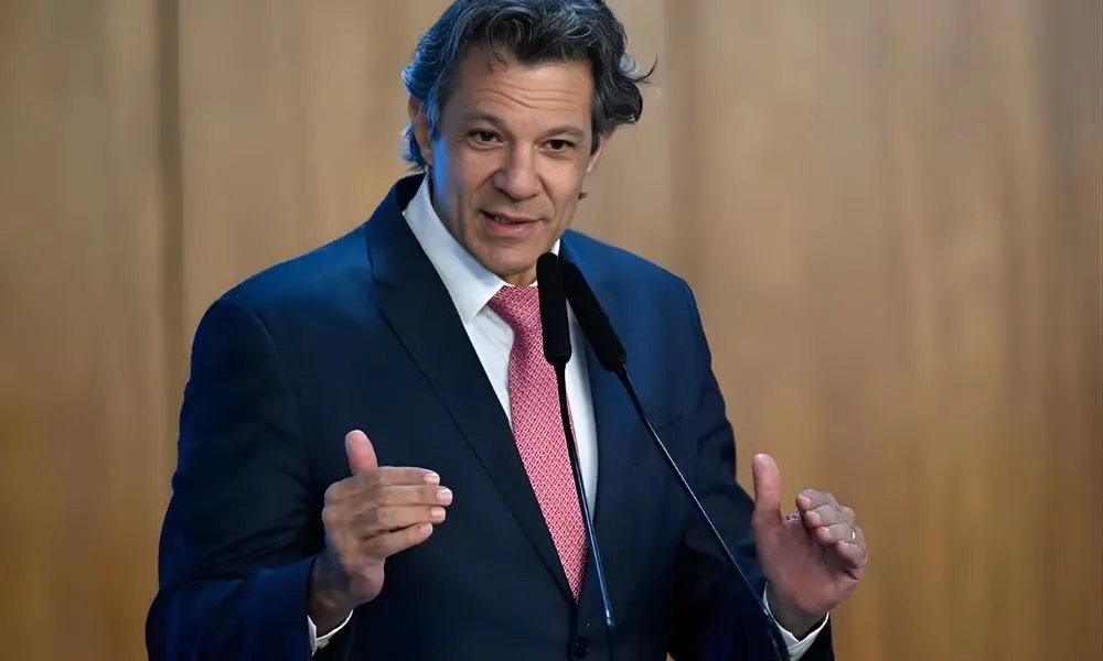 Haddad anuncia saída da Fazenda e mantém incerteza sobre disputa ao governo de SP