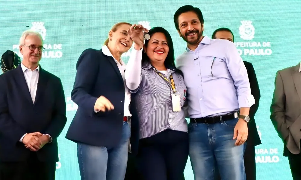 São Paulo amplia frota elétrica com mais 110 ônibus e reforça liderança no transporte sustentável