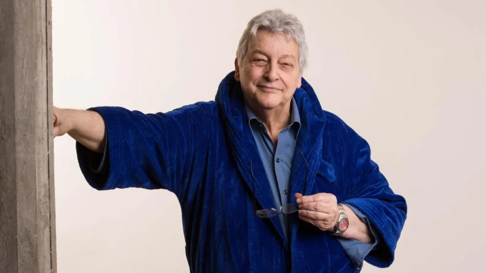 Ator Fulvio Stefanini é internado aos 86 anos; apresentações de peça são canceladas
