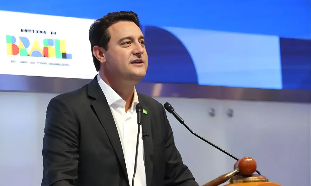 Ratinho Jr. nega ser vice de Flávio e mantém candidatura própria à Presidência
