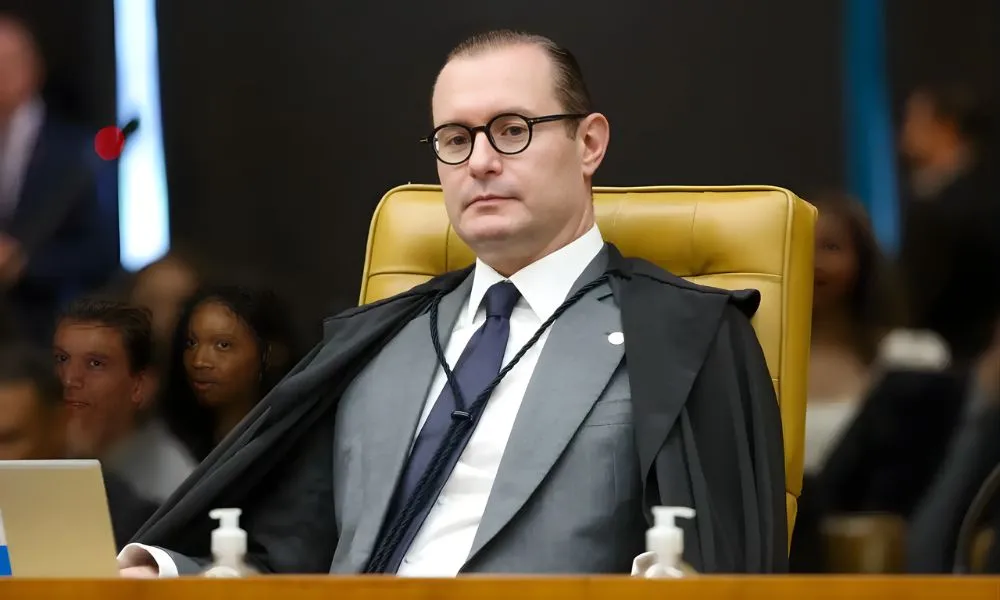 Ministro Zanin rejeita ação que instalaria CPI do Banco Master; entenda