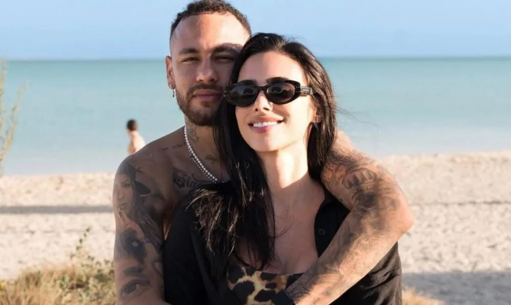 Bruna Biancardi e Neymar compartilham cliques de sua decoração luxuosa de natal; confira fotos