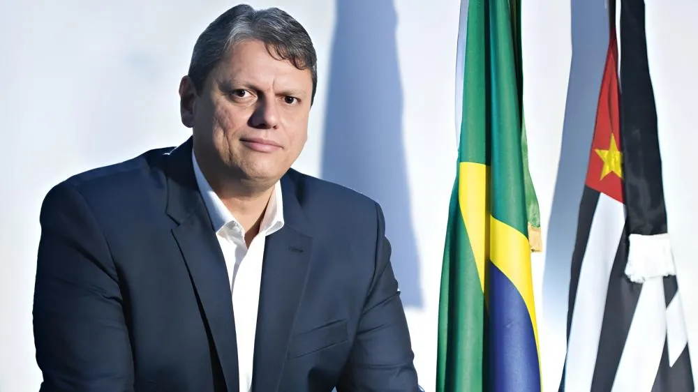 Tarcísio avalia que Haddad foi “prejudicado” pelo PT e prepara discurso antitaxa