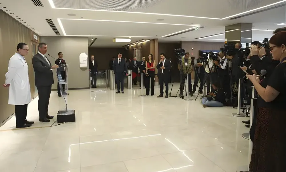 Associações repudiam ameaças a jornalistas que cobrem internação de Bolsonaro
