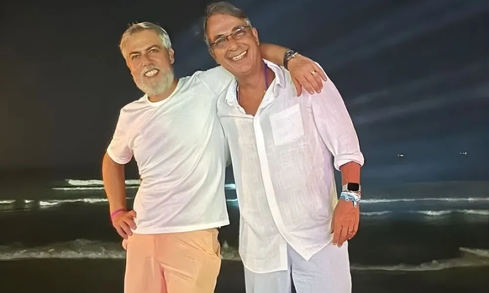 “Amar é viver cada instante”, Anderson Müller se declara ao marido em viagem