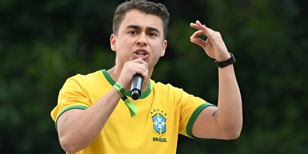 Nikolas Ferreira promete barrar projeto que criminaliza misoginia e chama texto de “aberração”