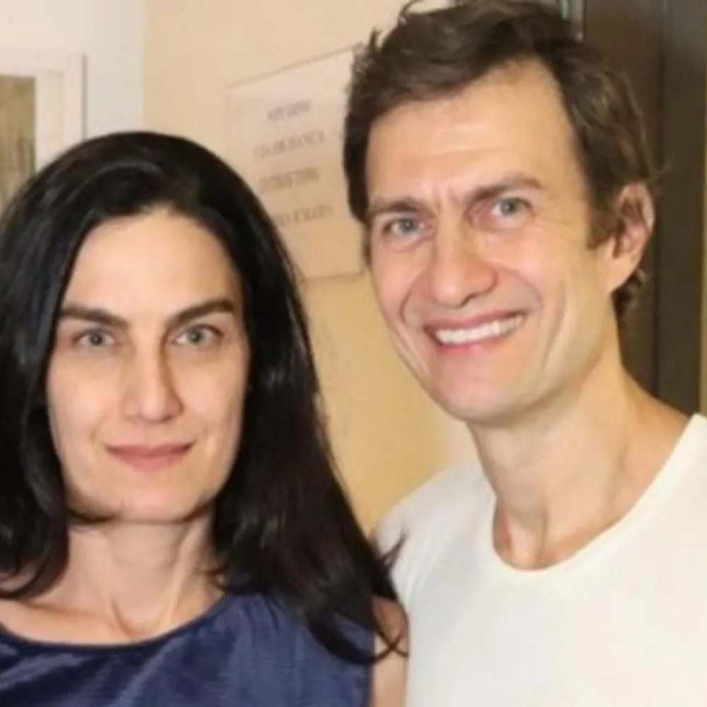  Irmã de Gabriel Braga Nunes impressiona na semelhança com o ator