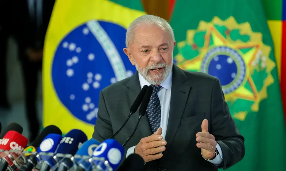Lula sobe o tom sobre preço do diesel e afirma “Vamos ter que colocar alguém na cadeia”