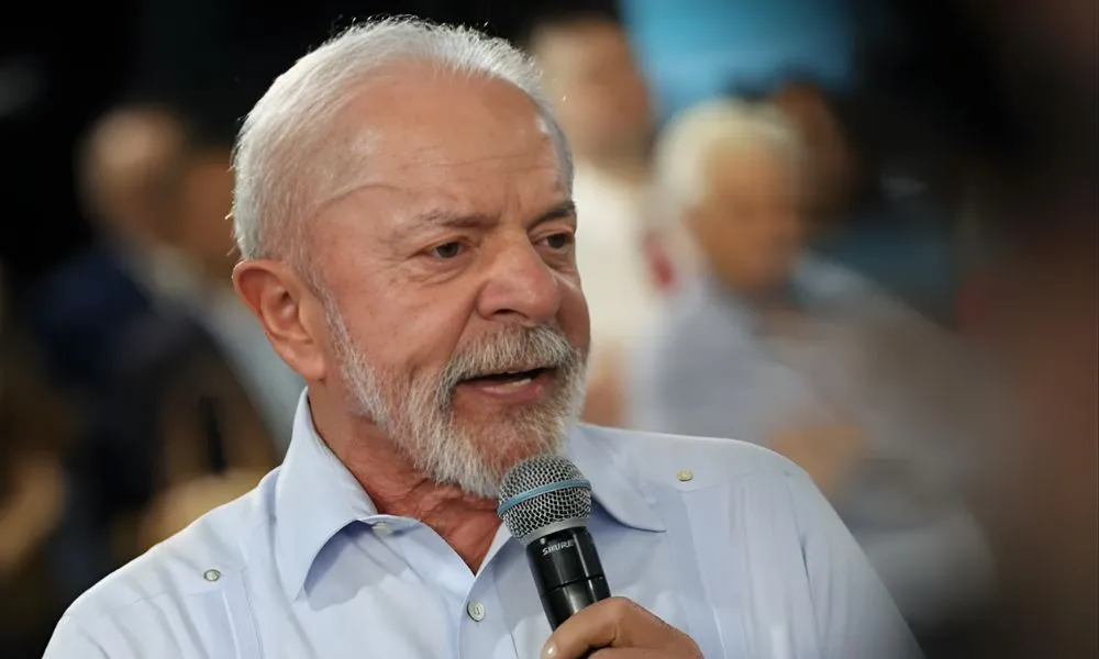 Lula afirma que atua para que 'guerra irresponsável do Irã não chegue ao povo'