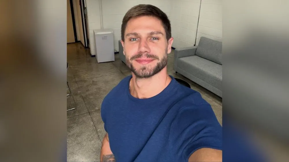 Jonas, ex-BBB 26, se envolve em acidente de trânsito em São Paulo
