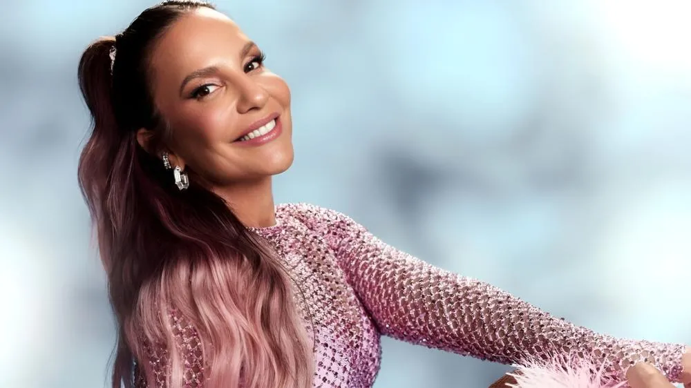 Ivete Sangalo é flagrada de mãos dadas com empresário em Santa Catarina
