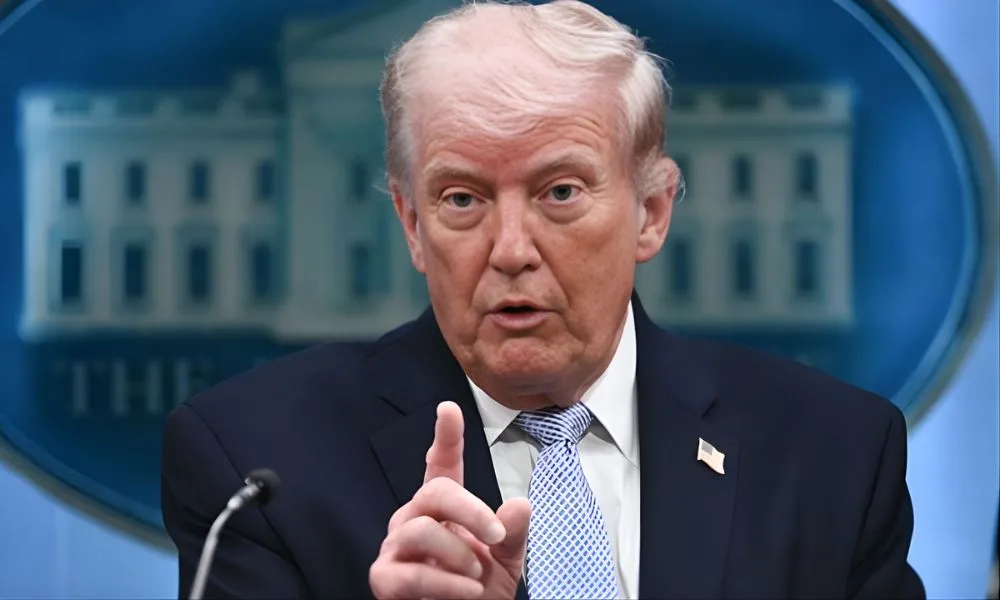 Trump ameaça países com supertaxa caso ajudem o Irã com armamentos