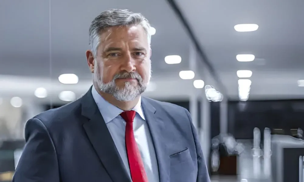 Em articulação política, Lula nomeia Paulo Pimenta para líder do governo na Câmara dos Deputados