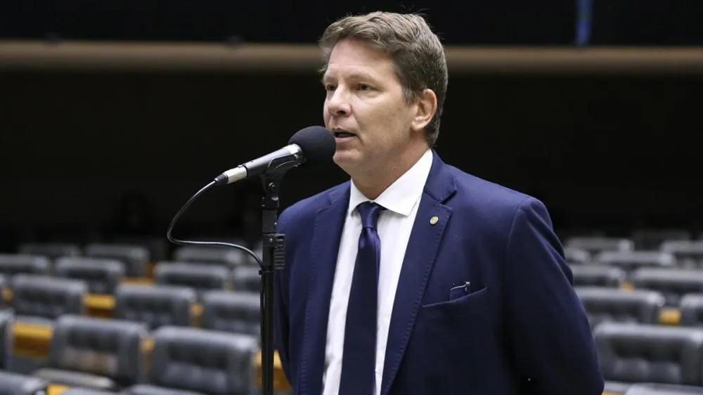 Mario Frias quebra o silêncio após internação: “A vida se revela com mais clareza”