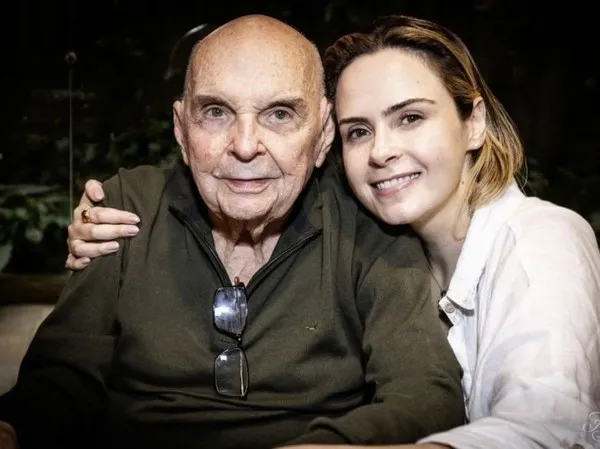 Morte do pai de Ana Paula Renault faz “BBB” mudar sua forma de contar histórias