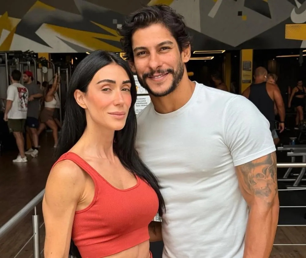 Shia defende Michelle Barros após polêmica com gravidez e assume culpa: “Ideia minha”