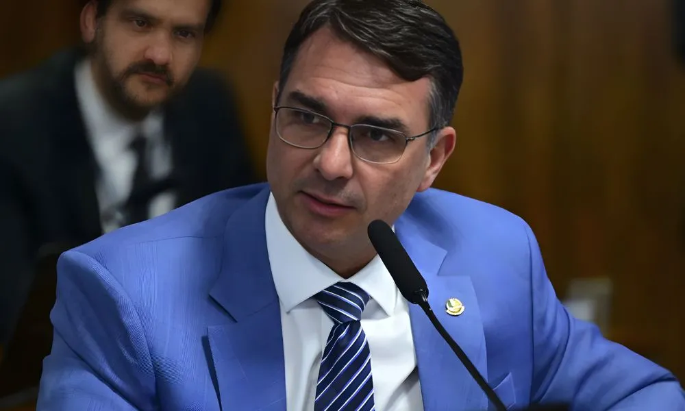 PL nega associação de Flávio Bolsonaro ao Master e pede investigações após vídeo divulgado pelo PT