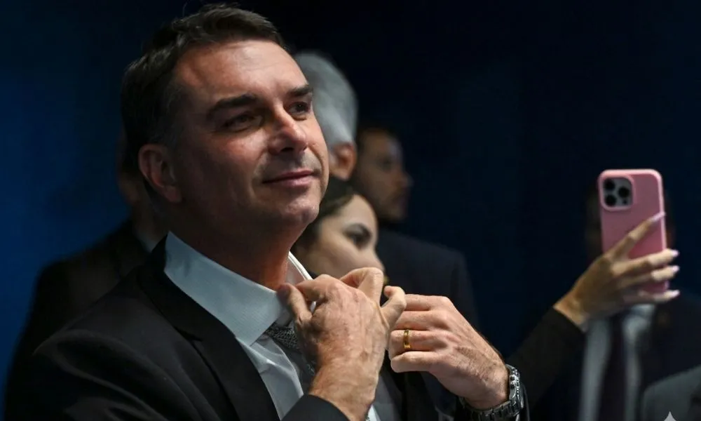 Flávio após rejeição de Messias: “Falência da viabilidade política de Lula”