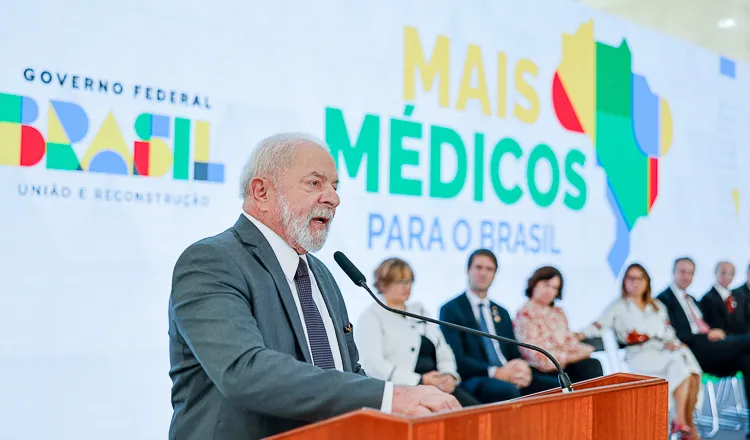 Relatório da Câmara dos EUA acusa gestão Lula de promover “tráfico de médicos”