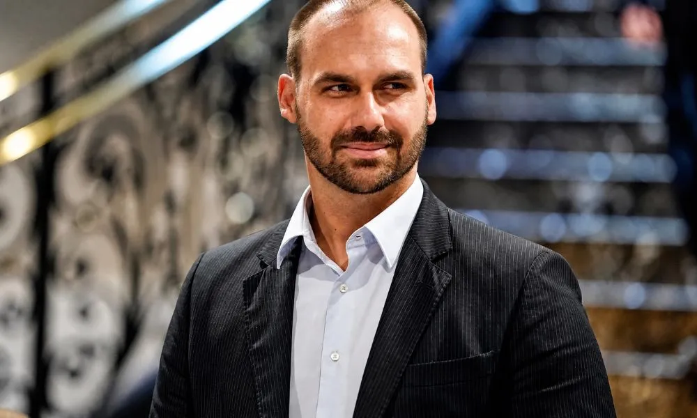Mesmo morando nos EUA, PL planeja candidatura de Eduardo Bolsonaro ao Senado paulista