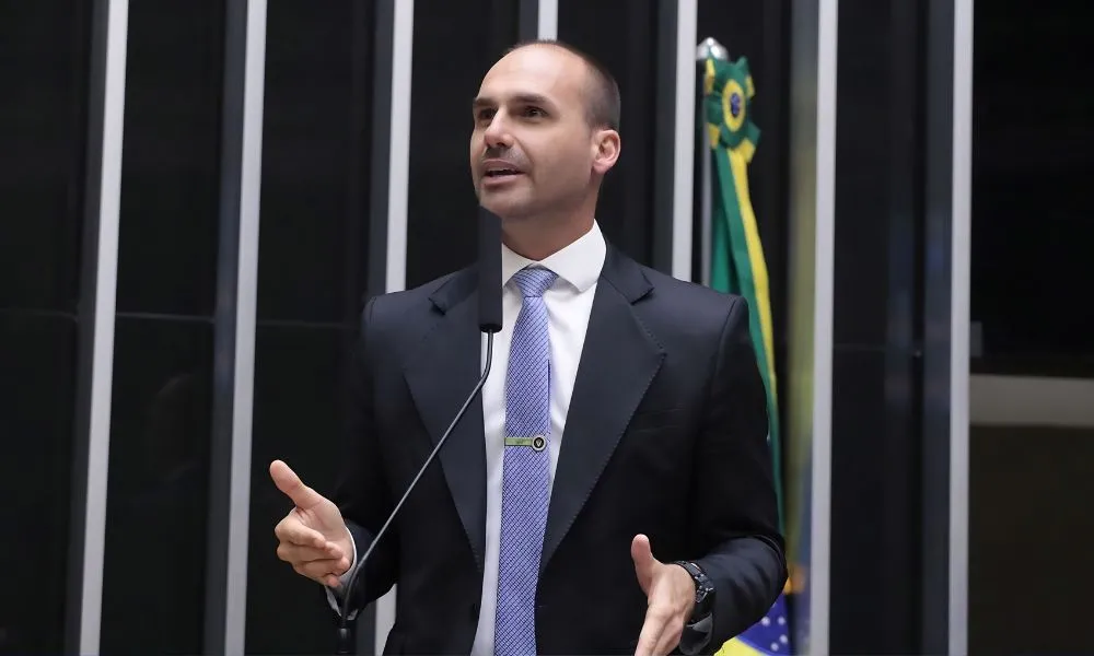 Eduardo se anunciará como suplente após definição de candidato ao Senado em SP