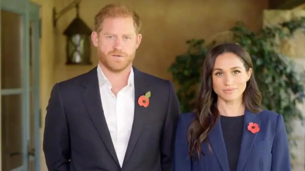 Príncipe Harry e Meghan Markle se irritam com silêncio de Rei Charles III após ataques de Donald Trump