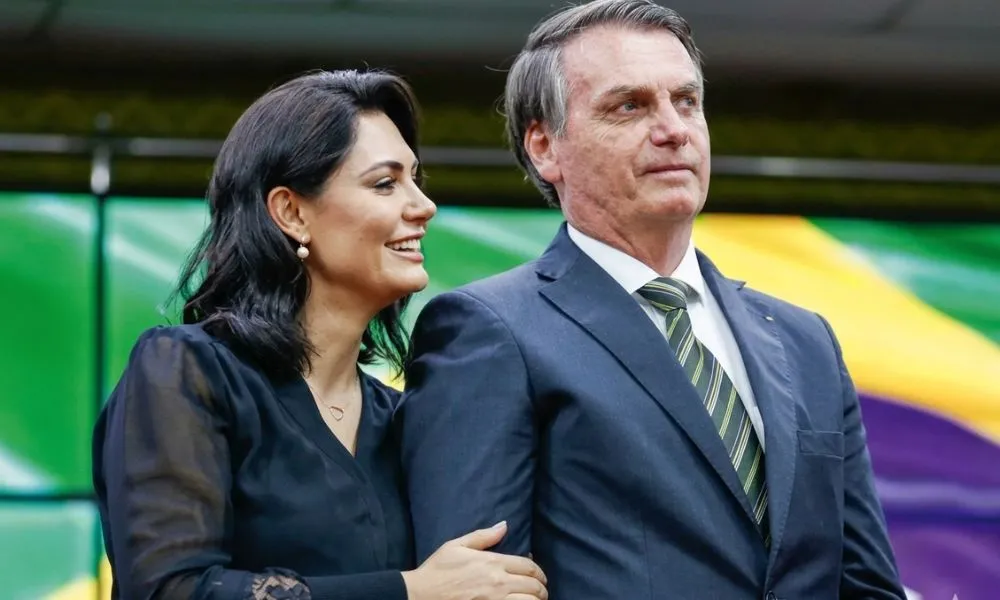 Michelle abre o coração sobre recuperação de Bolsonaro após cirurgia no ombro