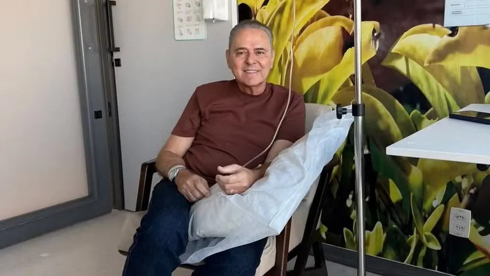 Luis Roberto atualiza tratamento contra neoplasia cervical e emociona fãs: “Vencemos metade do caminho”