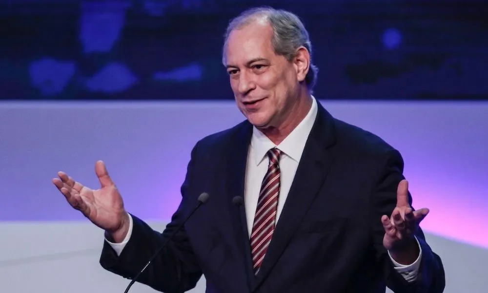 Ciro Gomes revela que não concorrerá à Presidência em 2026