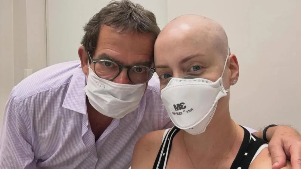 Fabiana Justus celebra fim do tratamento de câncer: “Não podia deixar de agradecer”