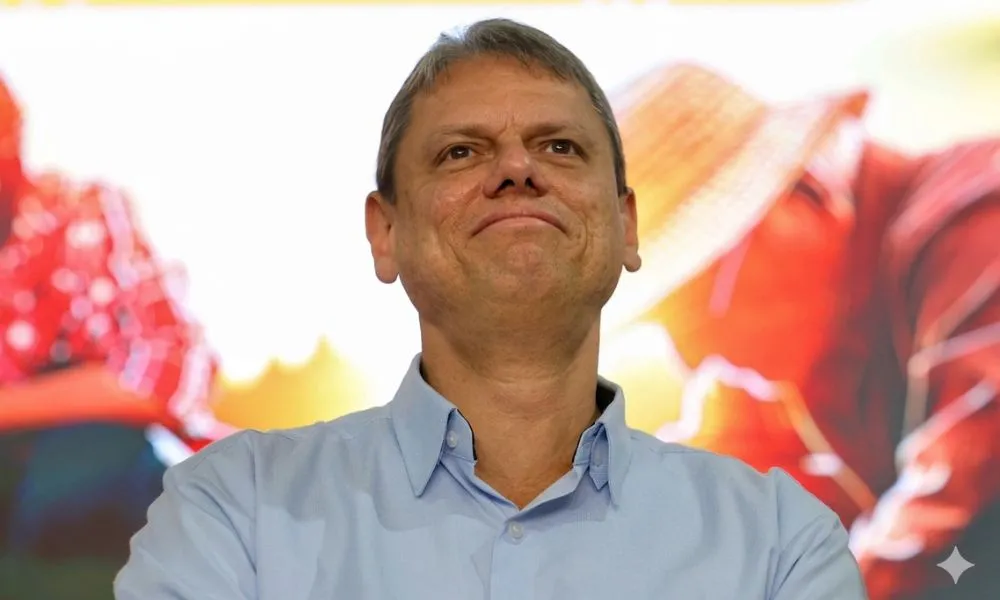 Investimentos de Tarcísio em escolas de SP ultrapassam R$3 bilhões