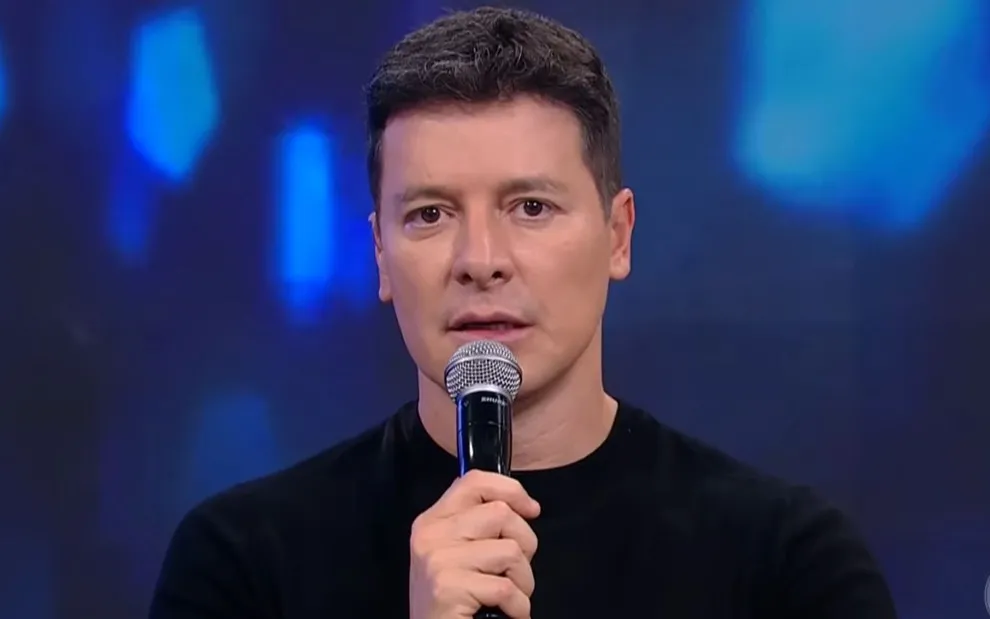 Rodrigo Faro chega à Record para gravar seu último programa após 16 anos de sucesso
