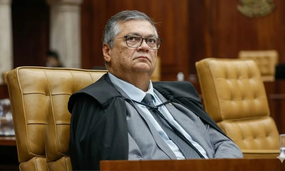 Flávio Dino detalha ataque de funcionária de companhia aérea: “Disse que seria melhor matar”