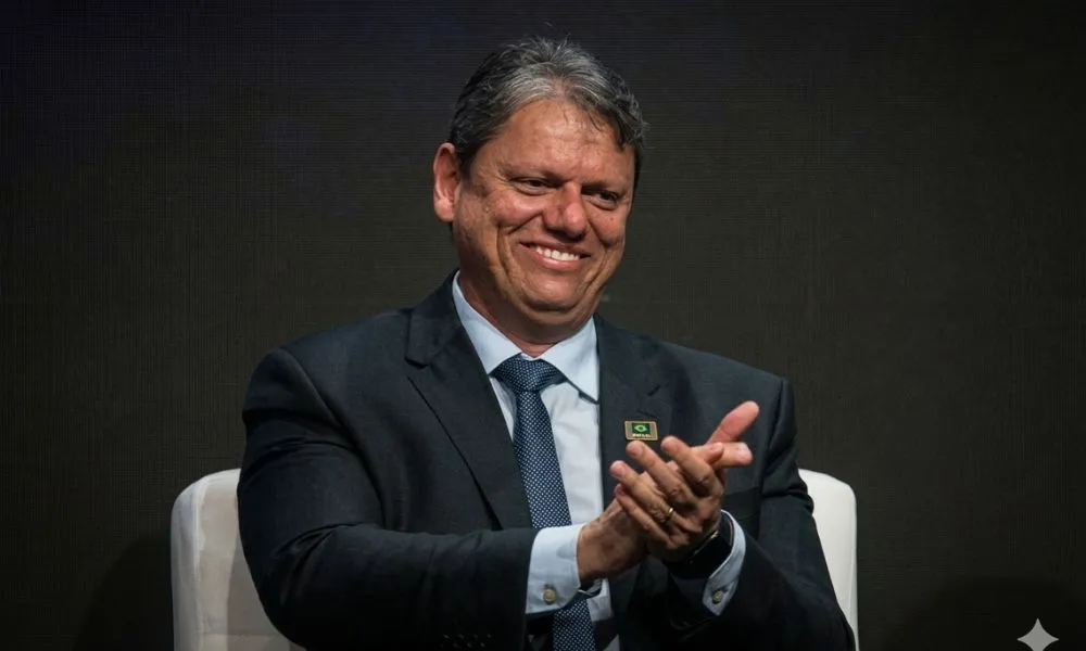 Tarcísio lidera todos os cenários em chance de reeleição no governo de SP