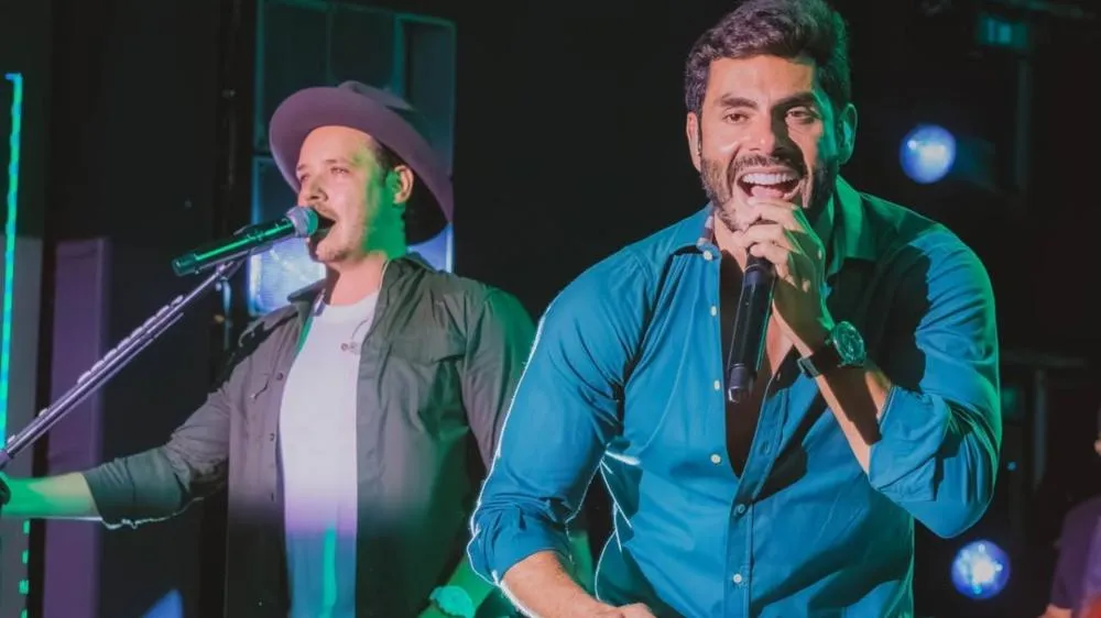 Sertanejo Israel, dupla de Rodolffo, sofre acidente de carro em Goiânia; saiba mais
