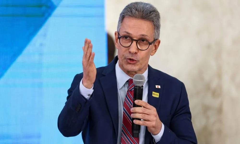 Zema sobre Vorcaro: “Moro na mesma cidade do banqueiro bandido, nunca encontrei com ele”