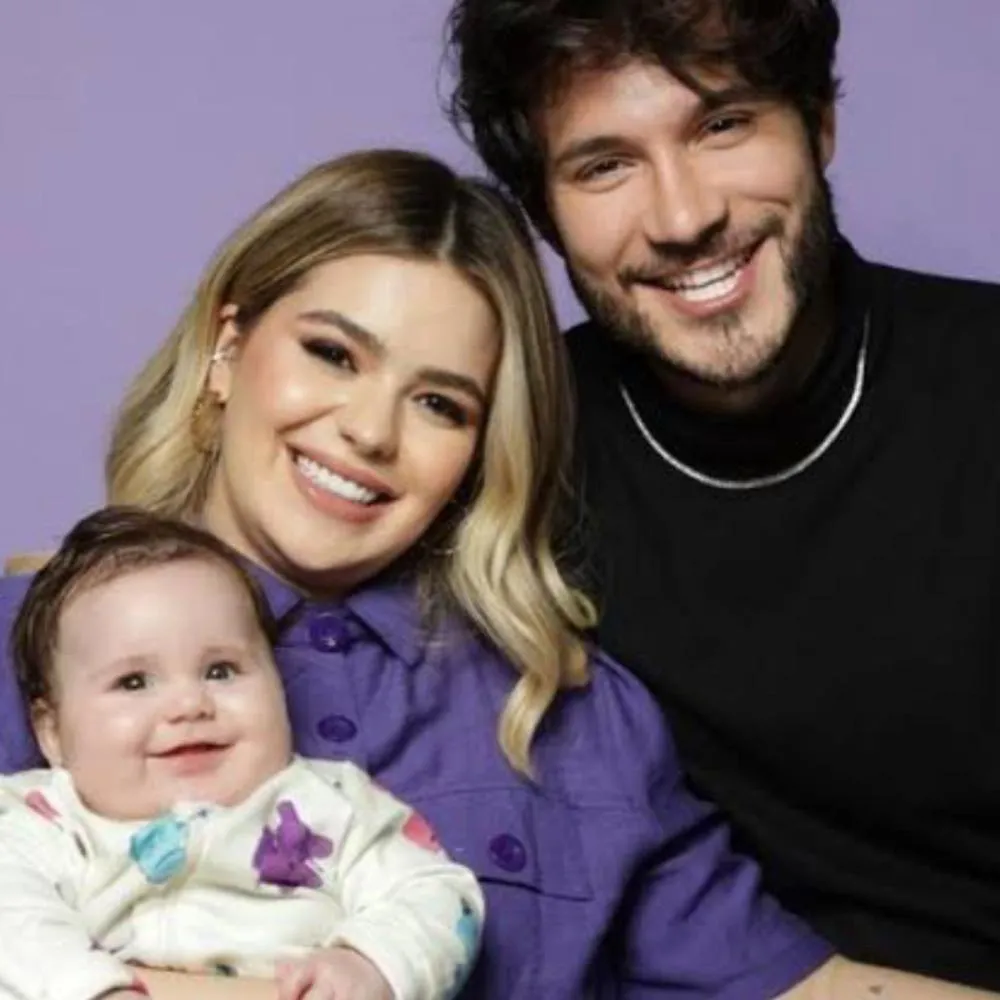 Eliezer dá resposta afiada em seguidor que reclamou de como ele e Viih Tube tratam a babá de Lua