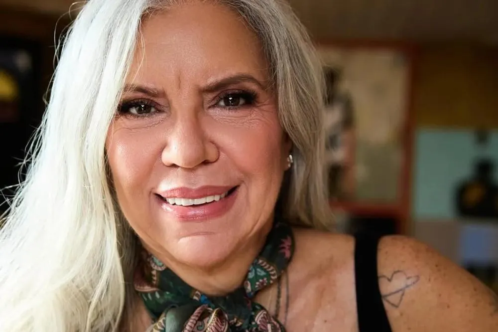 Astrid Fontenelle fica mais de 12 horas no hospital após ficar entalada com espinha na garganta e revela perigo