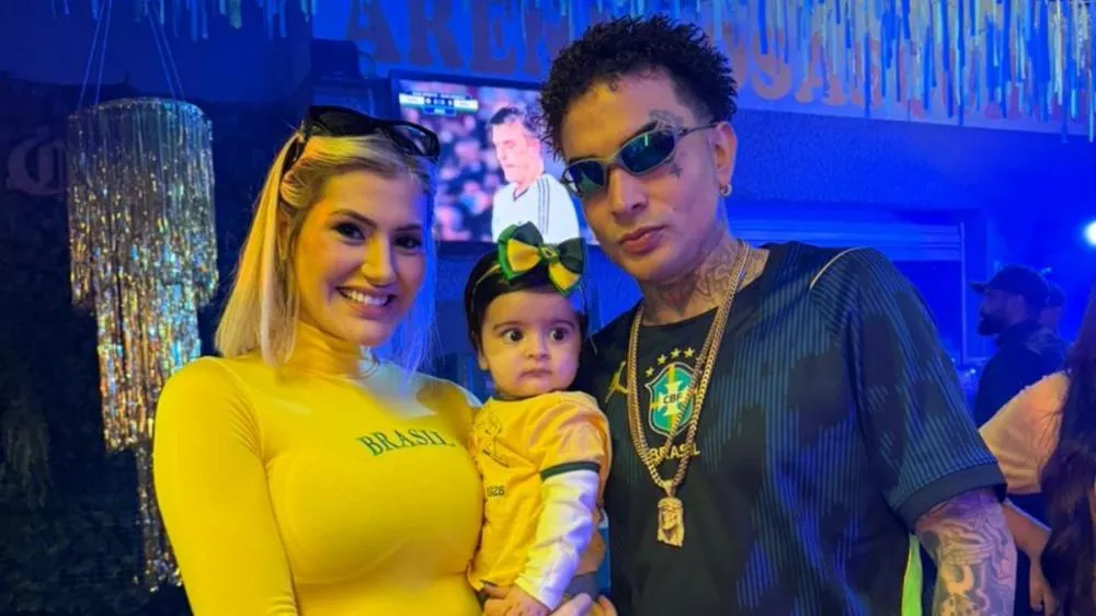 Esposa e filha de 5 meses de MC Guimê sofrem acidente em Alphaville; cantor relata momento de desespero