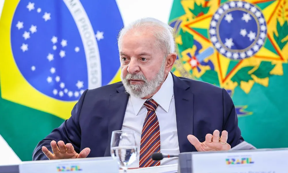 Governo Lula tenta evitar tarifaço com os EUA antes de 15 de julho