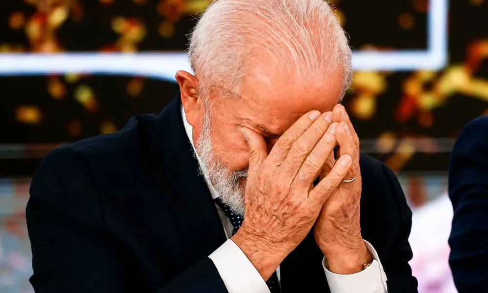 Lula é rejeitado por mais da metade dos brasileiros, afirma Quaest