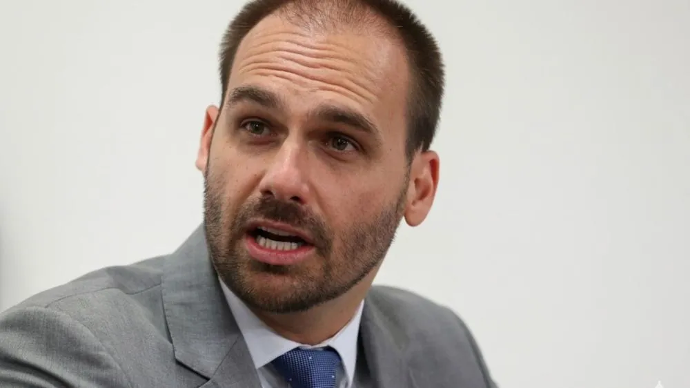 Como a imprensa internacional repercutiu a condenação de Eduardo Bolsonaro