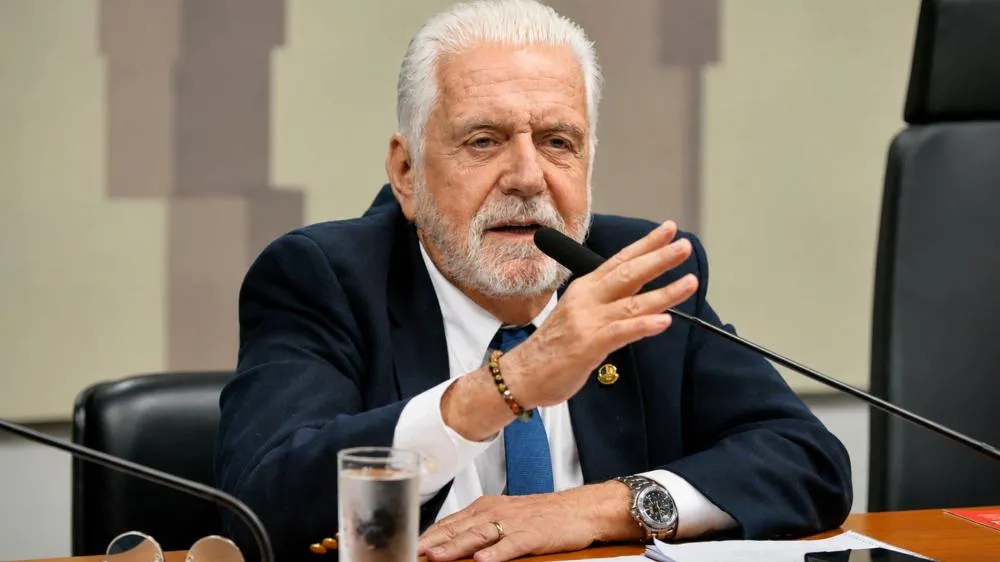 PF aponta Jaques Wagner como “interlocutor relevante” do caso Master