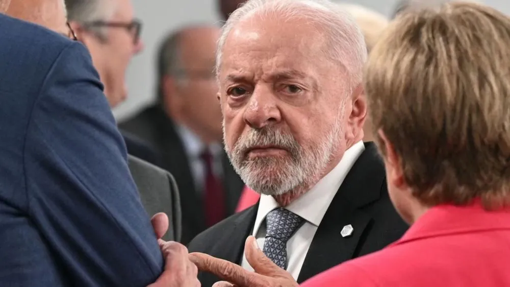 Com ação sobre líder de Lula, caso Master mancha campanhas às vésperas do período eleitoral