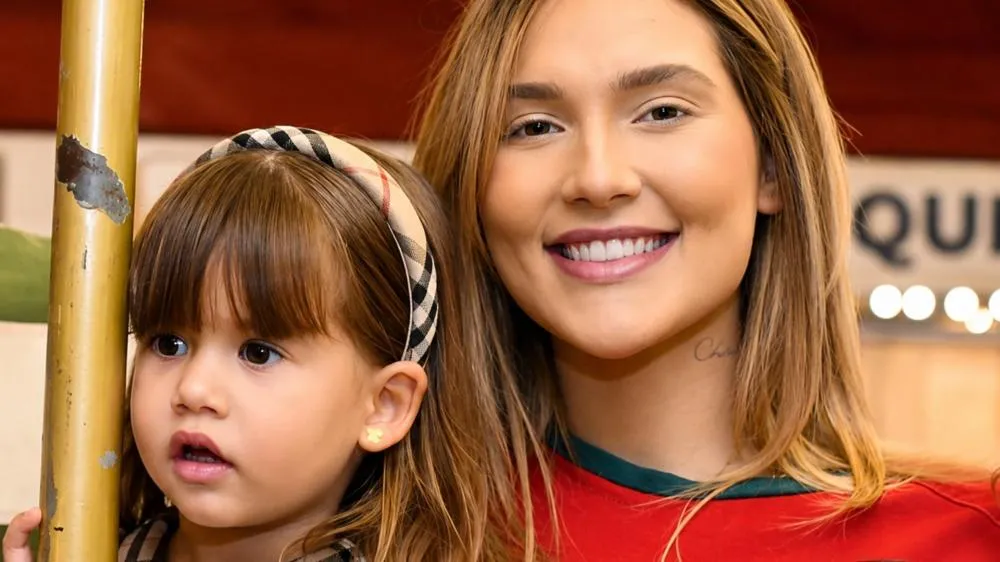 “Eu não queria”, Virginia desabafa sobre depressão na gravidez da 1ª filha