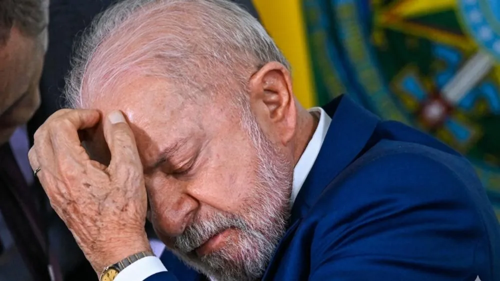 Mais da metade dos brasileiros culpam Lula pelo caso Master, diz pesquisa