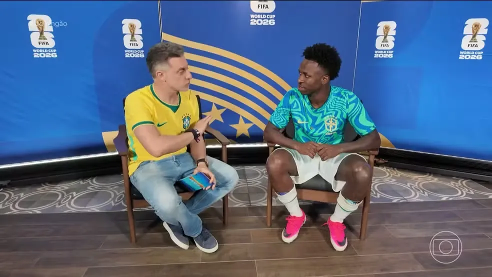 E a Virgínia? Luciano Huck ignora influenciadora em entrevista com Vini Jr. e divide opiniões